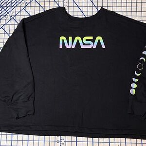 Hyper Space Women’s NASA Sweatshirt Size 4XL Black Graphic Oversized Cropped